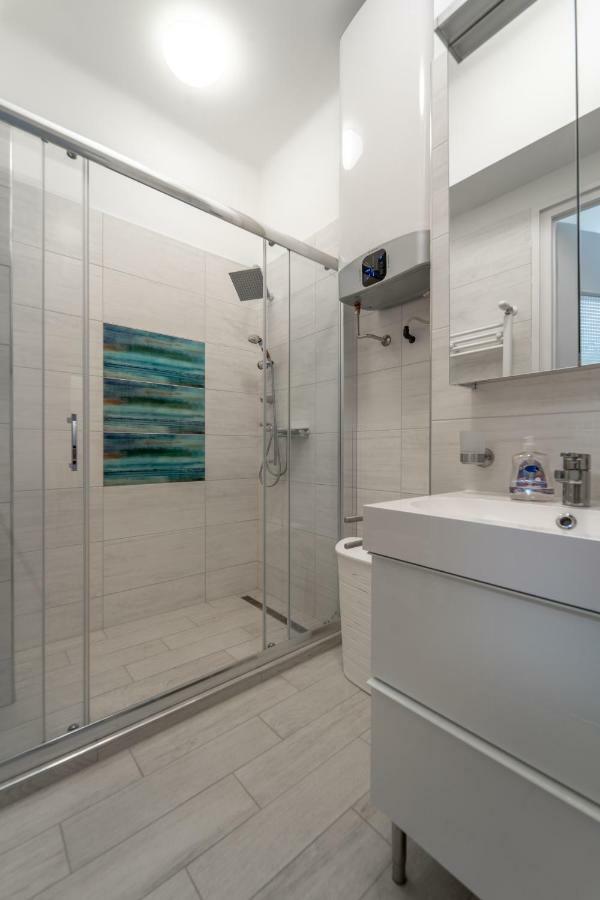 Pannónia Luxury Apartman with WIFI&Balcony Budapeste Exterior foto